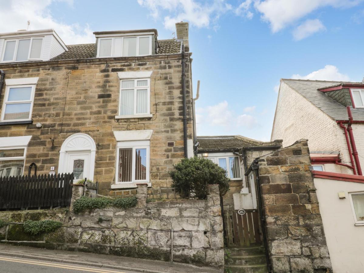 5 Green Lane Villa Whitby Exterior photo